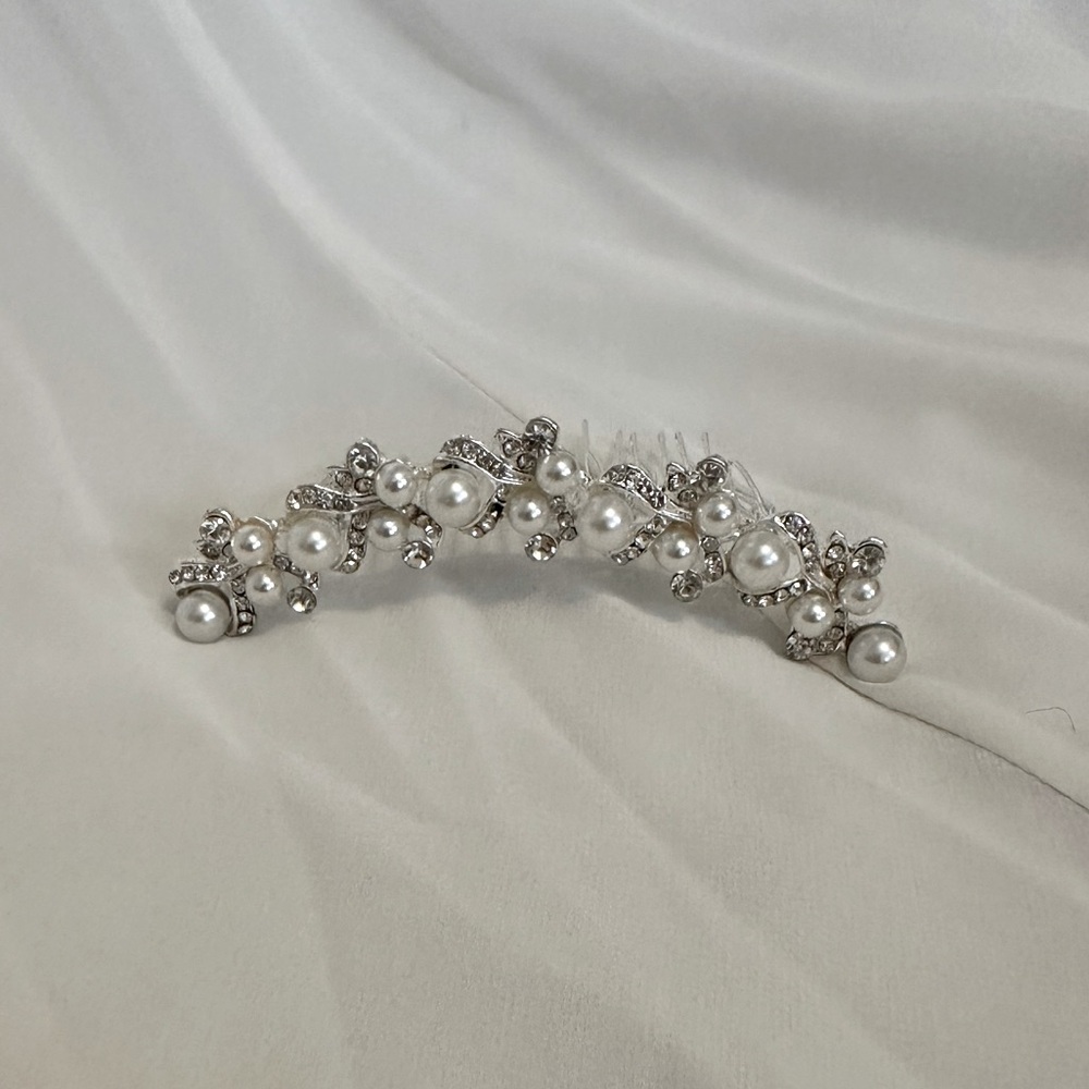 Rhinestone and Pearl Bridal Hair Comb